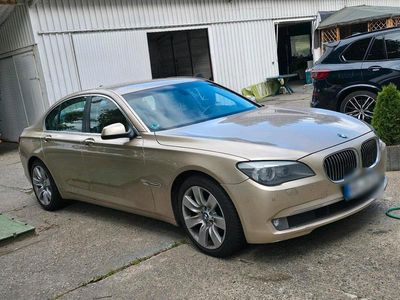 BMW 730