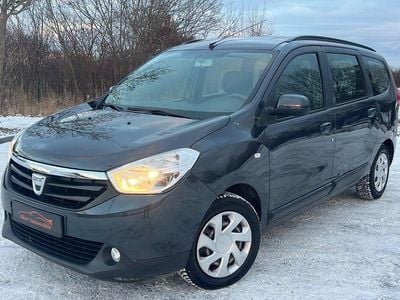 Second-hand Dacia Lodgy Lauréate 116 CP (85 kW) 2017 Gri Monovolum