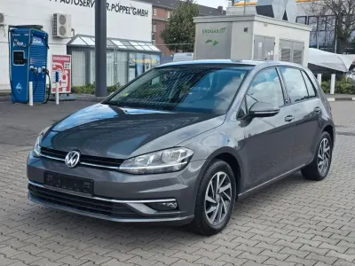 Gebraucht VW Golf VII Sound 110 PS (80 kW) 2018 Grau Limousine