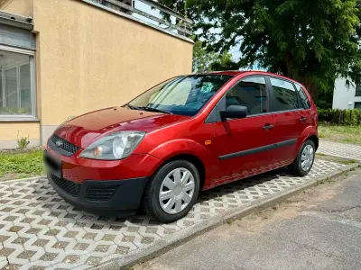 Gebraucht Ford Fiesta 70 PS (51 kW) 2006 Rot Kleinwagen