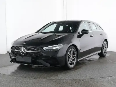Gebraucht Mercedes CLA200 Shooting Brake AMG 163 PS (119 kW) 2025 Metalliclack kosmosschwarz Kombi