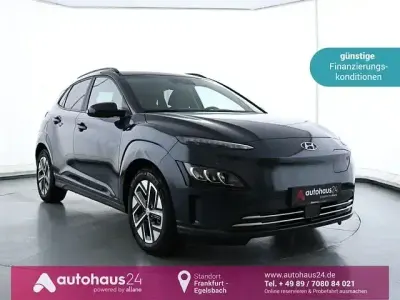 Gebraucht Hyundai Kona Trend 100 kW (136 PS) 2023 Blau SUV