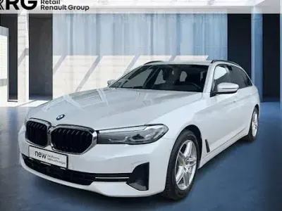Brugt BMW 520 Shadowline 190 HK (139 kW) 2023 Hvid Stationcar