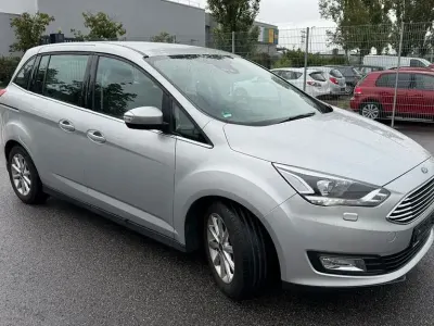 Gebraucht Ford Grand C-Max Titanium 150 PS (110 kW) 2018 Grau Van / Kleinbus