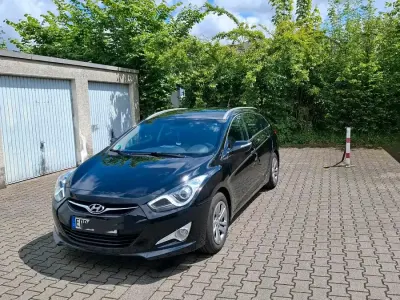 Gebraucht Hyundai i40 136 PS (100 kW) 2013 Schwarz Kombi