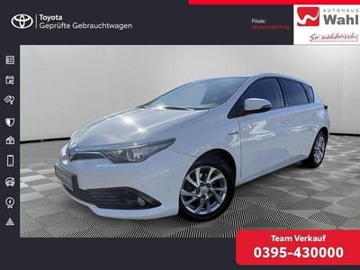 Gebraucht Toyota Auris Hybrid Edition-S 136 PS (100 kW) 2016 Weiß Limousine