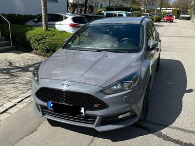 gebraucht Ford Focus ST Diesel