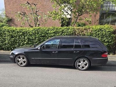 Mercedes E500