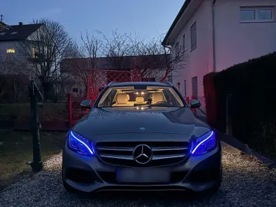 Gebraucht Mercedes C180 156 PS (114 kW) 2014 Grau Kombi