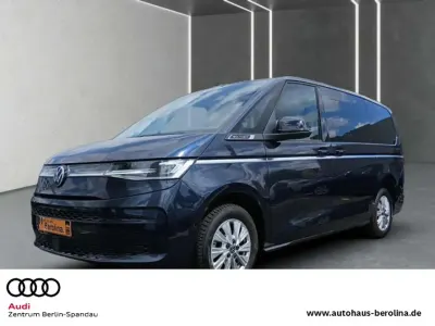 Gebraucht VW T7 Style 150 PS (110 kW) 2025 Starlight blue metallic Van