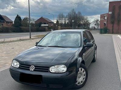 Gebraucht VW Golf IV 115 PS (84 kW) 2000 Schwarz Kleinwagen
