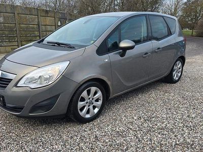 Gebraucht Opel Meriva Design Edition 95 PS (69 kW) 2011 Braun Van / Kleinbus