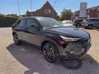 Neu Honda HR-V Elegance 131 PS (96 kW) 2026 Schwarz SUV