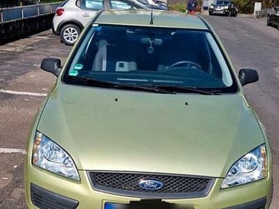 Gebraucht Ford Focus 115 PS (84 kW) 2006 Gelb Limousine
