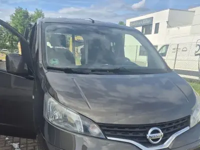 Gebraucht Nissan Evalia 2015 Braun Van / Kleinbus