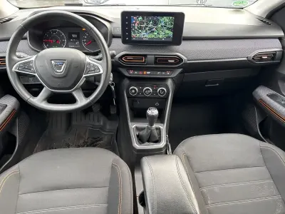 Gebraucht Dacia Sandero Comfort 91 PS (66 kW) 2022 Orange Limousine