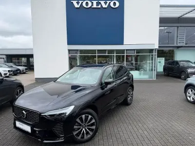 Gebraucht Volvo XC60 Plus 197 PS (144 kW) 2023 Schwarz SUV