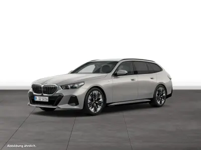 Gebraucht BMW 520 Sport Line 197 PS (144 kW) 2025 Grau Kombi