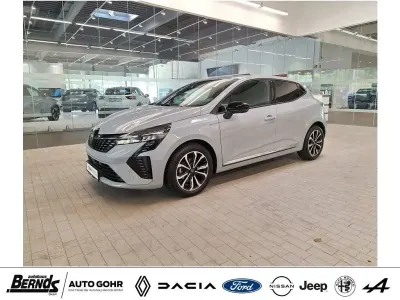 Gebraucht Renault Clio V Techno 91 PS (66 kW) 2025 Rafalgrau metallic (kqj) Kleinwagen