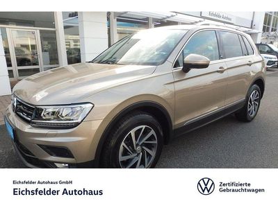 Beige Gebraucht 2017 VW Tiguan Sound SUV | 22.990 € (Fairer Preis)