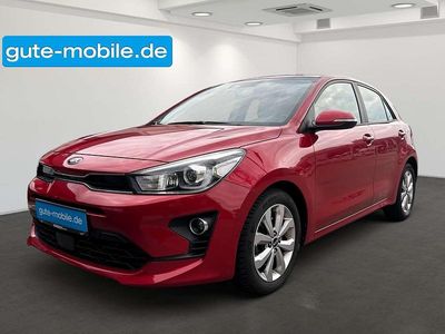Second-hand Kia Rio Vision 99 CP (72 kW) 2022 Roșu Berlinǎ