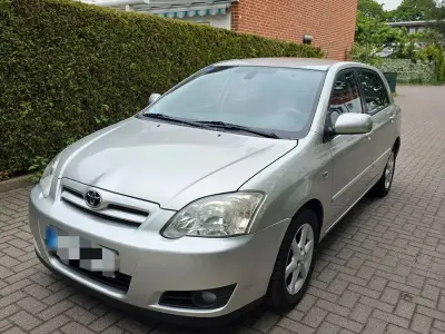 Gebraucht Toyota Corolla Sol 110 PS (80 kW) 2006 Silber Limousine
