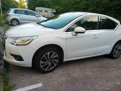 Gebraucht Citroën DS4 160 PS (117 kW) 2012 Weiß Kleinwagen