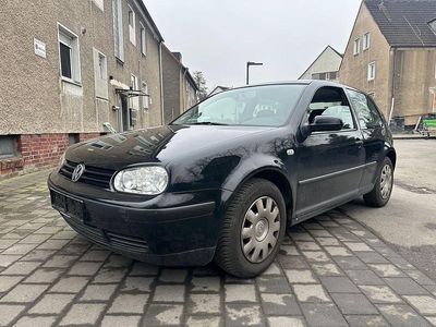 Gebraucht VW Golf IV 75 PS (55 kW) 2000 Schwarz Kleinwagen