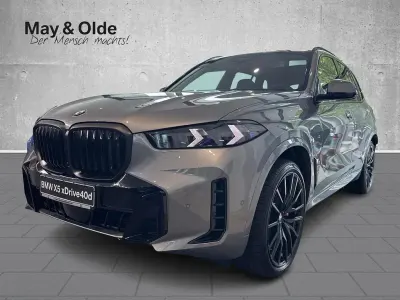 Neu BMW X5 M Sport 352 PS (258 kW) 2026 Grau SUV