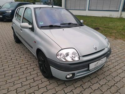 Renault Clio II