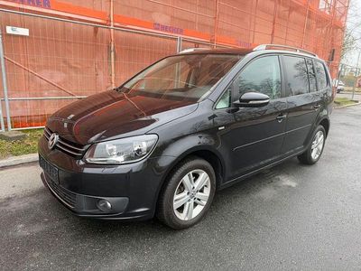 Gebraucht VW Touran Match 140 PS (102 kW) 2012 Schwarz Van / Kleinbus
