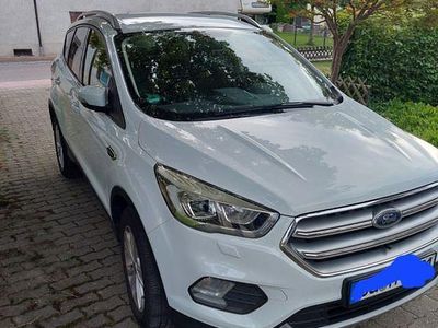 Gebraucht Ford Kuga Cool & Connect 120 PS (88 kW) 2018 Weiß SUV