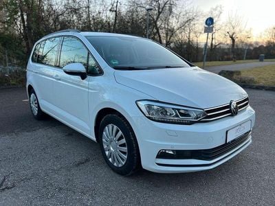 Gebraucht VW Touran Comfortline 150 PS (110 kW) 2022 Weiß Van / Kleinbus