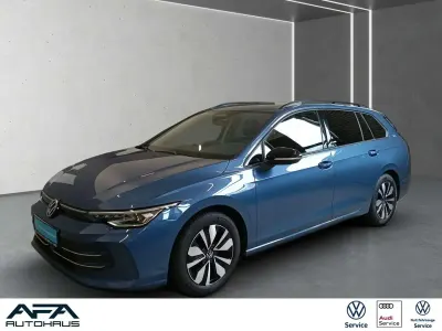 Gebraucht VW Golf VIII Goal 150 PS (110 kW) 2025 Blau Kombi