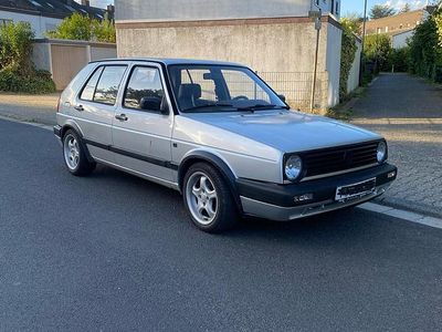 Gebraucht VW Golf III 60 PS (44 kW) 1991 Silber Kleinwagen