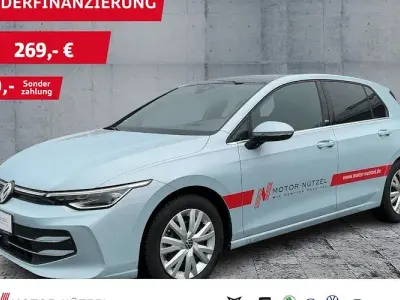 Gebraucht VW Golf VIII Edition 150 PS (110 kW) 2024 Blau Limousine
