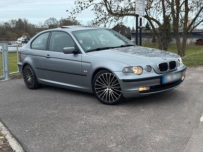 Gebraucht BMW 316 115 PS (84 kW) 2004 Silber Coupé