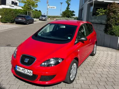 Gebraucht Seat Altea Reference 102 PS (75 kW) 2008 Rot Van / Kleinbus