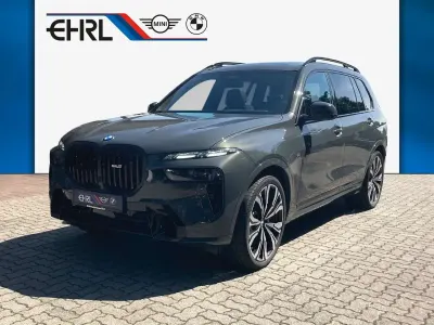 Neu BMW X7 M Sport 352 PS (258 kW) 2026 Silber SUV