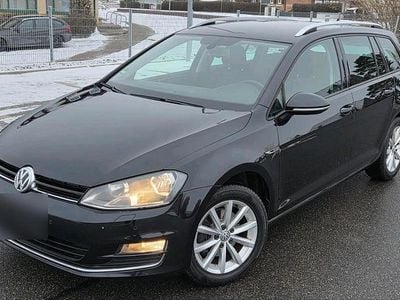 Gebraucht VW Golf VII LOUNGE 110 PS (80 kW) 2015 Schwarz Kombi