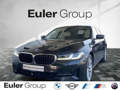 Gebraucht BMW 520 Sport Line 190 PS (139 kW) 2023 Grau Limousine