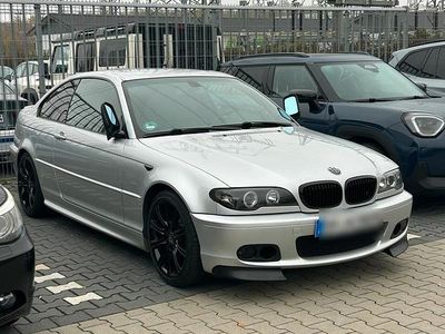 Silber Gebraucht 2003 BMW 320 M Sport Coupé | 12.499 €