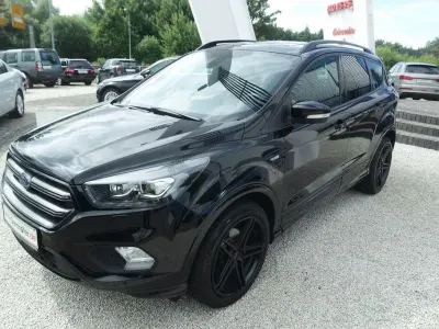 Gebraucht Ford Kuga ST-Line 150 PS (110 kW) 2017 Schwarz SUV