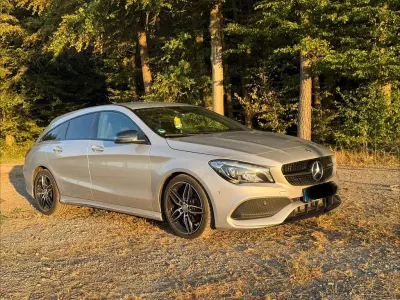 Gebraucht Mercedes CLA200 Shooting Brake AMG line 156 PS (114 kW) 2017 Silber Kombi
