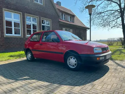 Używany VW Golf III 75 KM (55 kW) 1992 Czerwony Hatchback