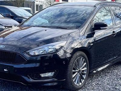 Second-hand Ford Focus ST-Line 150 CP (110 kW) 2018 Negru Berlinǎ