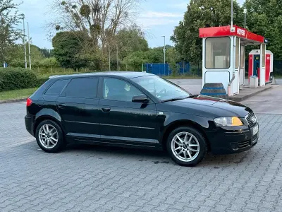 Gebraucht Audi A3 105 PS (77 kW) 2006 Schwarz Kleinwagen
