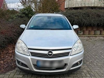 Gebraucht Opel Astra 75 PS (55 kW) 2008 Grau Kombi