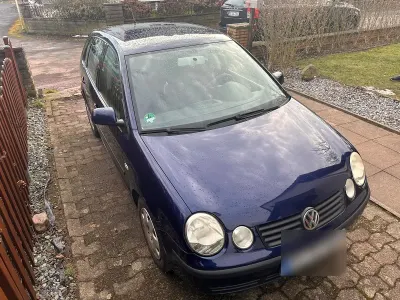 Gebraucht VW Polo 64 PS (47 kW) 2002 Blau Kleinwagen
