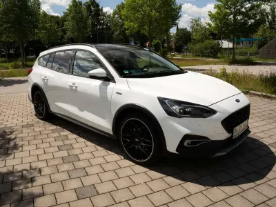 Gebraucht Ford Focus Active 182 PS (133 kW) 2019 Weiß Kombi
